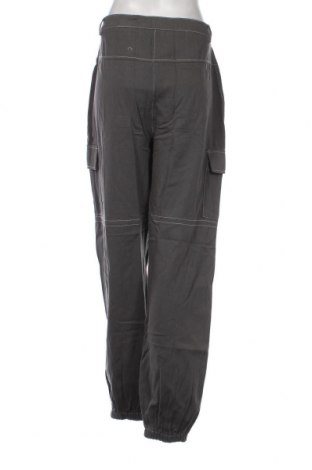 Дамски панталон Missguided, Размер XL, Цвят Сив, Цена 46,00 лв.