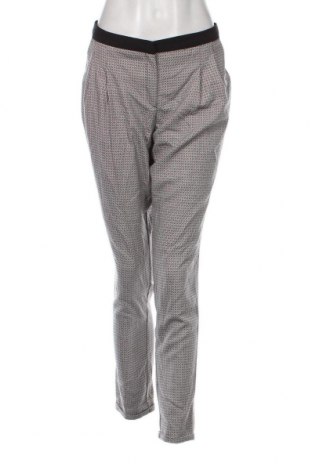 Дамски панталон Mohito, Размер XL, Цвят Многоцветен, Цена 12,24 лв.
