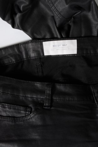 Pantaloni de femei Noisy May, Mărime L, Culoare Negru, Preț 75,66 Lei