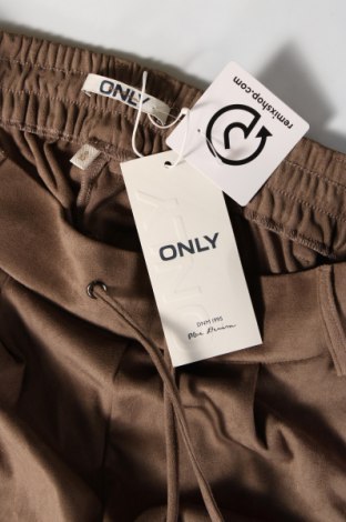 Дамски панталон ONLY, Размер S, Цвят Кафяв, Цена 18,36 лв.