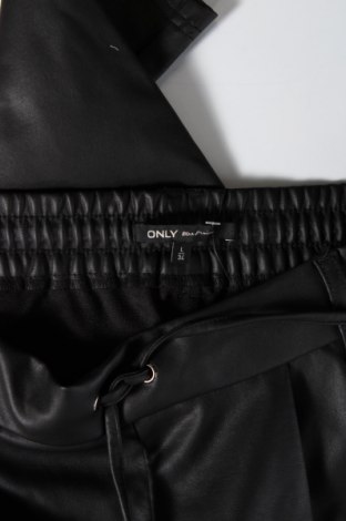 Γυναικείο παντελόνι ONLY, Μέγεθος L, Χρώμα Μαύρο, Τιμή 9,74 €