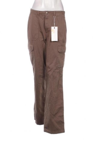 Дамски панталон ONLY, Размер M, Цвят Кафяв, Цена 13,50 лв.