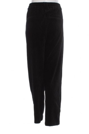 Дамски панталон ONLY Carmakoma, Размер 3XL, Цвят Черен, Цена 20,00 лв.