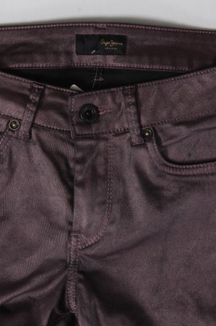 Dámské kalhoty  Pepe Jeans, Velikost M, Barva Fialová, Cena  117,00 Kč