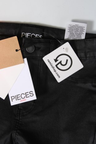 Дамски панталон Pieces, Размер S, Цвят Черен, Цена 18,36 лв.