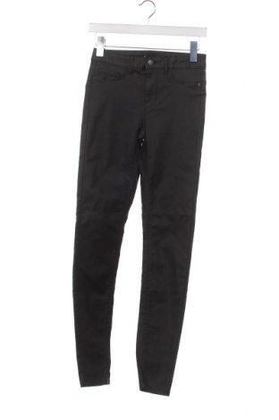 Дамски панталон Pieces, Размер S, Цвят Черен, Цена 5,40 лв.