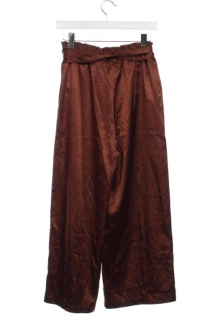 Дамски панталон Pinko, Размер S, Цвят Кафяв, Цена 268,83 лв.