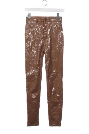 Дамски панталон Pull&Bear, Размер XS, Цвят Кафяв, Цена 13,05 лв.