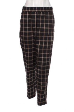 Дамски панталон Reserved, Размер XL, Цвят Черен, Цена 13,80 лв.