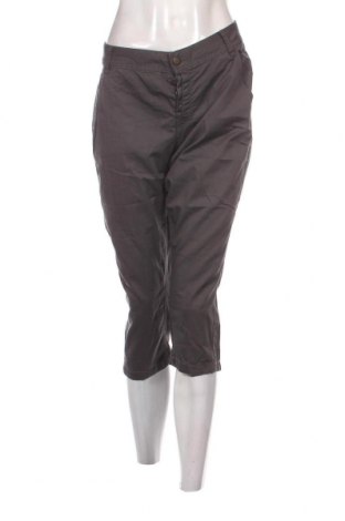 Дамски панталон S.Oliver, Размер M, Цвят Сив, Цена 8,12 лв.