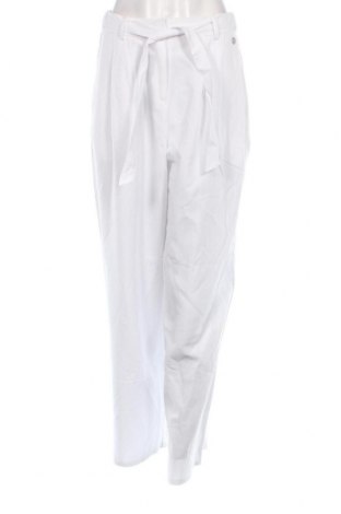 Γυναικείο παντελόνι Tamaris, Μέγεθος S, Χρώμα Λευκό, Τιμή 17,94 €