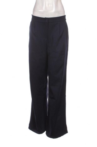 Дамски панталон Trendyol, Размер M, Цвят Син, Цена 14,79 лв.
