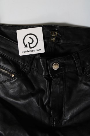 Pantaloni de femei Un Deux Trois, Mărime M, Culoare Negru, Preț 87,04 Lei