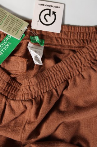 Дамски панталон United Colors Of Benetton, Размер M, Цвят Кафяв, Цена 17,40 лв.
