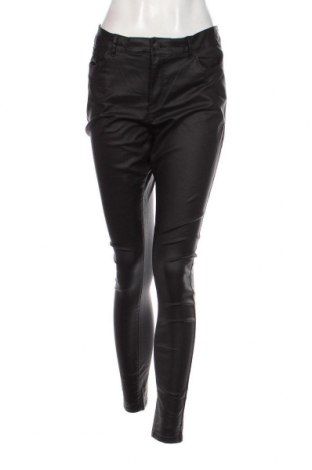 Дамски панталон Vero Moda, Размер XL, Цвят Черен, Цена 26,46 лв.