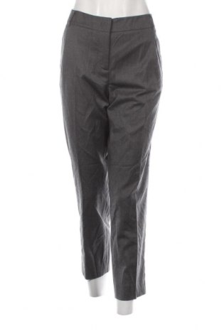 Дамски панталон Weekend Max Mara, Размер L, Цвят Сив, Цена 177,00 лв.