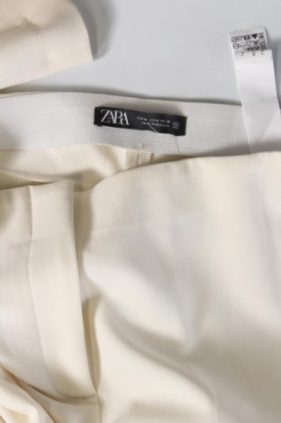 Дамски панталон Zara, Размер M, Цвят Екрю, Цена 19,99 лв.