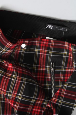 Дамски панталон Zara, Размер S, Цвят Многоцветен, Цена 20,00 лв.
