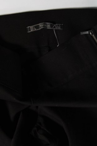 Γυναικείο παντελόνι Zara Trafaluc, Μέγεθος L, Χρώμα Μαύρο, Τιμή 5,35 €