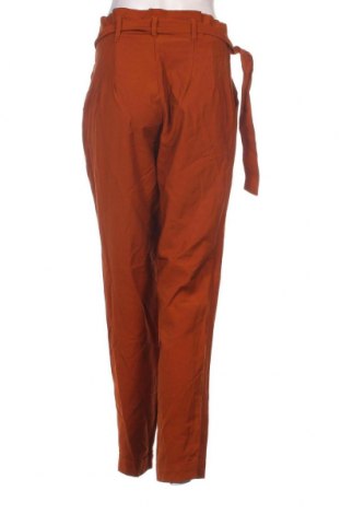 Дамски панталон Zebra, Размер M, Цвят Оранжев, Цена 5,80 лв.