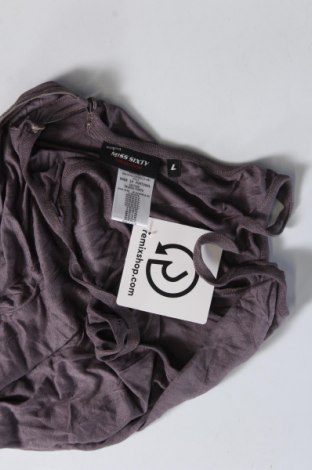 Γυναικείο αμάνικο μπλουζάκι Miss Sixty, Μέγεθος L, Χρώμα Γκρί, Τιμή 6,31 €
