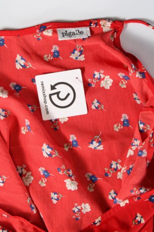 Γυναικείο αμάνικο μπλουζάκι Pigalle, Μέγεθος M, Χρώμα Κόκκινο, Τιμή 3,06 €