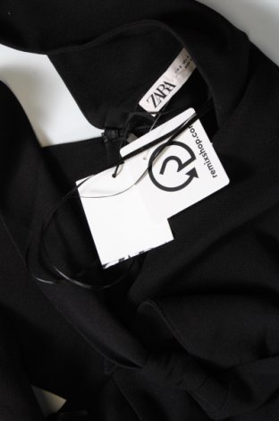 Γυναικείο αμάνικο μπλουζάκι Zara, Μέγεθος S, Χρώμα Μαύρο, Τιμή 10,82 €