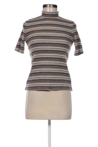 Γυναικείο πουλόβερ Bershka, Μέγεθος M, Χρώμα Πολύχρωμο, Τιμή 3,71 €