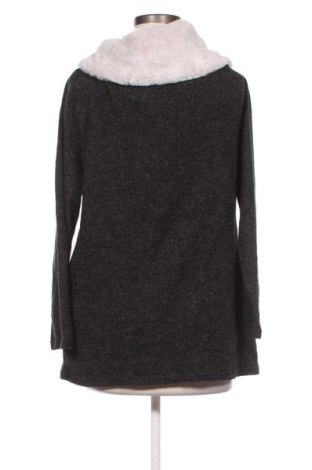 Дамски пуловер Trisha Tyler, Размер M, Цвят Многоцветен, Цена 20,70 лв.