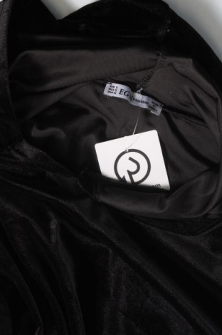 Γυναικείο φούτερ, Μέγεθος S, Χρώμα Μαύρο, Τιμή 4,84 €