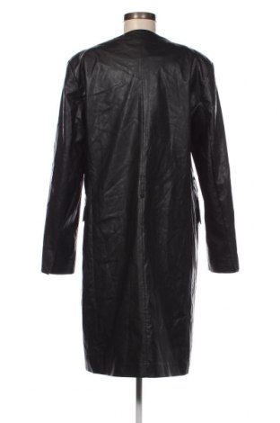 Γυναικείο δερμάτινο μπουφάν Sisley, Μέγεθος L, Χρώμα Μαύρο, Τιμή 67,22 €