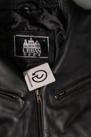Γυναικείο δερμάτινο μπουφάν URBAN 5884, Μέγεθος 4XL, Χρώμα Μαύρο, Τιμή 157,73 €