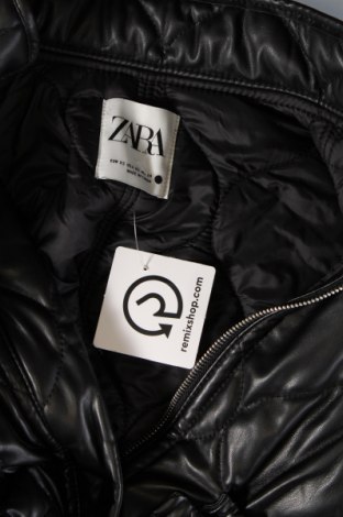 Γυναικείο δερμάτινο μπουφάν Zara, Μέγεθος XS, Χρώμα Μαύρο, Τιμή 42,27 €
