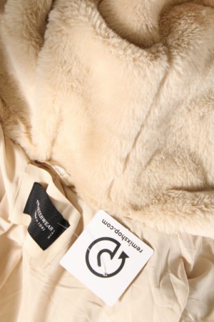 Дамско палто C&A, Размер M, Цвят Бежов, Цена 43,87 лв.