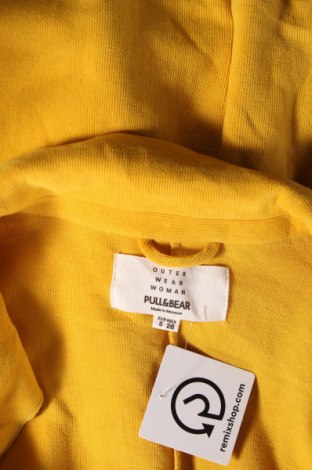 Дамско палто Pull&Bear, Размер S, Цвят Жълт, Цена 26,24 лв.