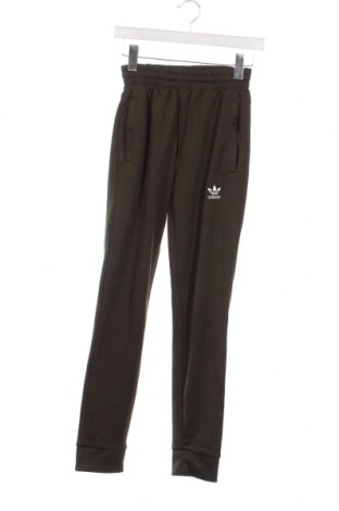 Pantaloni trening de femei Adidas Originals, Mărime XXS, Culoare Verde, Preț 92,53 Lei