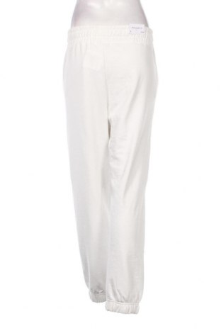 Γυναικείο αθλητικό παντελόνι Sinsay, Μέγεθος L, Χρώμα Λευκό, Τιμή 13,18 €