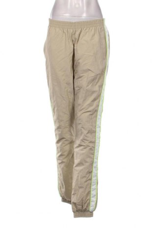 Pantaloni trening de femei Urban Classics, Mărime L, Culoare Bej, Preț 33,95 Lei