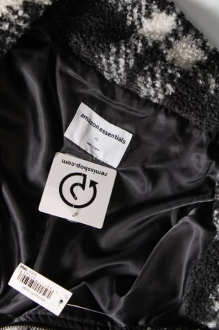 Γυναικείο μπουφάν Amazon Essentials, Μέγεθος XL, Χρώμα Πολύχρωμο, Τιμή 28,28 €
