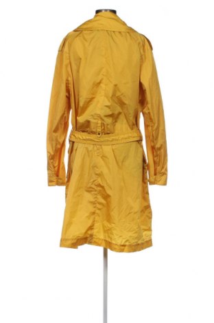 Γυναικείο μπουφάν Belstaff, Μέγεθος L, Χρώμα Κίτρινο, Τιμή 299,67 €
