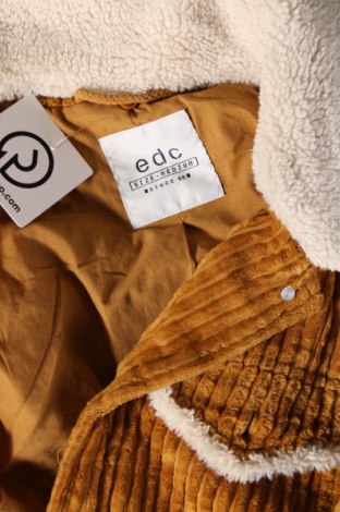 Γυναικείο μπουφάν Edc By Esprit, Μέγεθος M, Χρώμα Κίτρινο, Τιμή 30,31 €