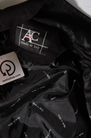 Γυναικείο μπουφάν Made In Italy, Μέγεθος M, Χρώμα Μαύρο, Τιμή 4,45 €