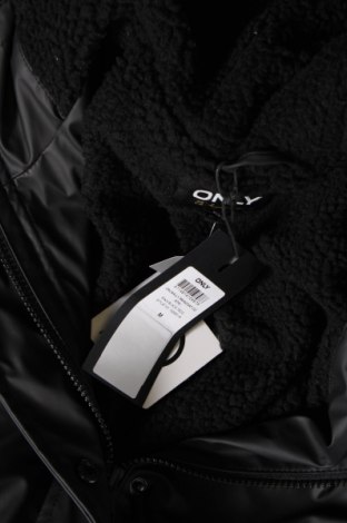 Γυναικείο μπουφάν ONLY, Μέγεθος M, Χρώμα Μαύρο, Τιμή 31,28 €