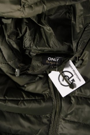 Γυναικείο μπουφάν ONLY, Μέγεθος M, Χρώμα Πράσινο, Τιμή 23,67 €