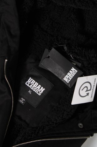 Γυναικείο μπουφάν Urban Classics, Μέγεθος XL, Χρώμα Μαύρο, Τιμή 56,19 €
