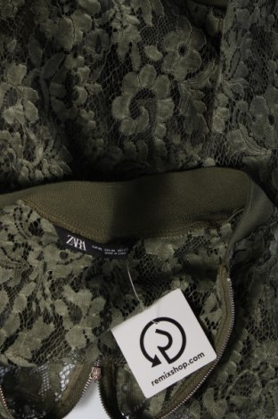 Дамско яке Zara, Размер XL, Цвят Зелен, Цена 55,10 лв.