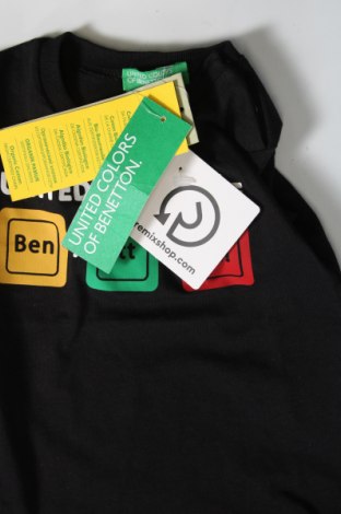 Kinder T-Shirt United Colors Of Benetton, Größe 3-6m/ 62-68 cm, Farbe Schwarz, Preis 20,10 €