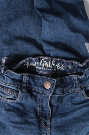 Dětské džíny  C&A, Velikost 4-5y/ 110-116 cm, Barva Modrá, Cena  242,00 Kč