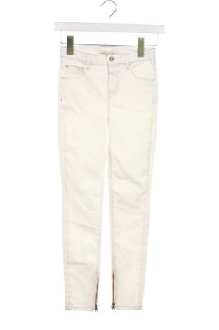 Dziecięce jeansy Guess, Rozmiar 7-8y/ 128-134 cm, Kolor Biały, Cena 253,22 zł