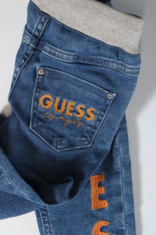 Dziecięce jeansy Guess, Rozmiar 2-3y/ 98-104 cm, Kolor Niebieski, Cena 245,62 zł